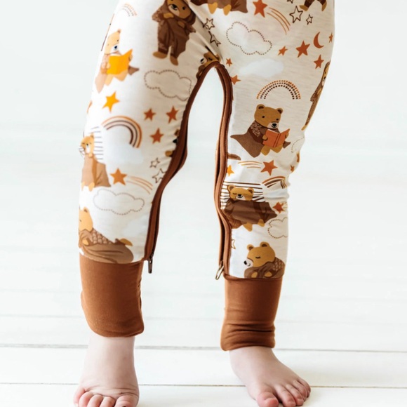 Little Sleepies Kids Unisex Onesie Beary Sleepy Crescent Zippy. Size: 12-18 Mos. - Picture 7 of 11